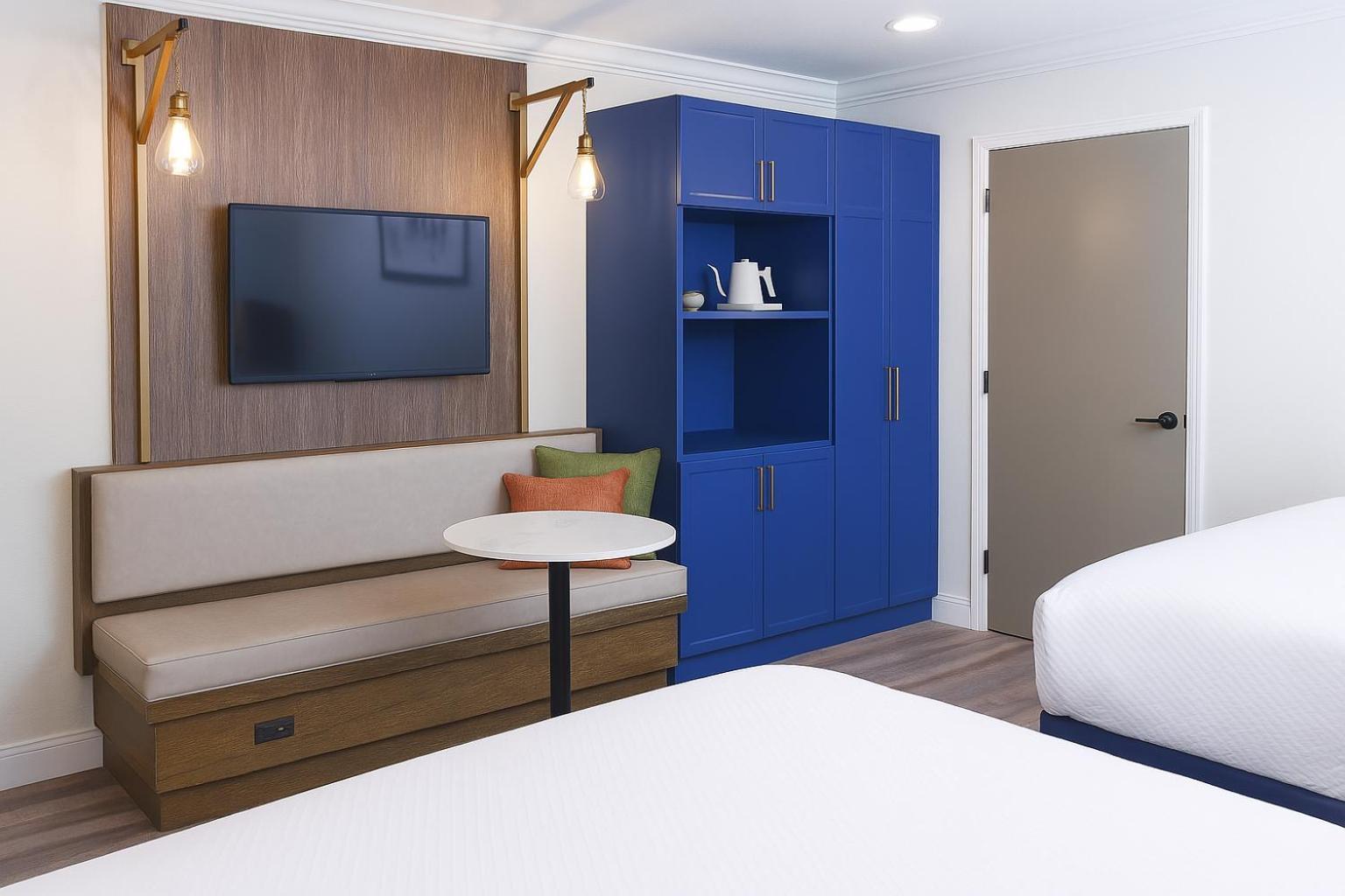 The Woodrose- Newly Renovated Hotel Willits Exterior photo